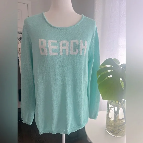 Beach woman’s light weight Summer sweater size Medium New Teal blue - Picture 1 of 2